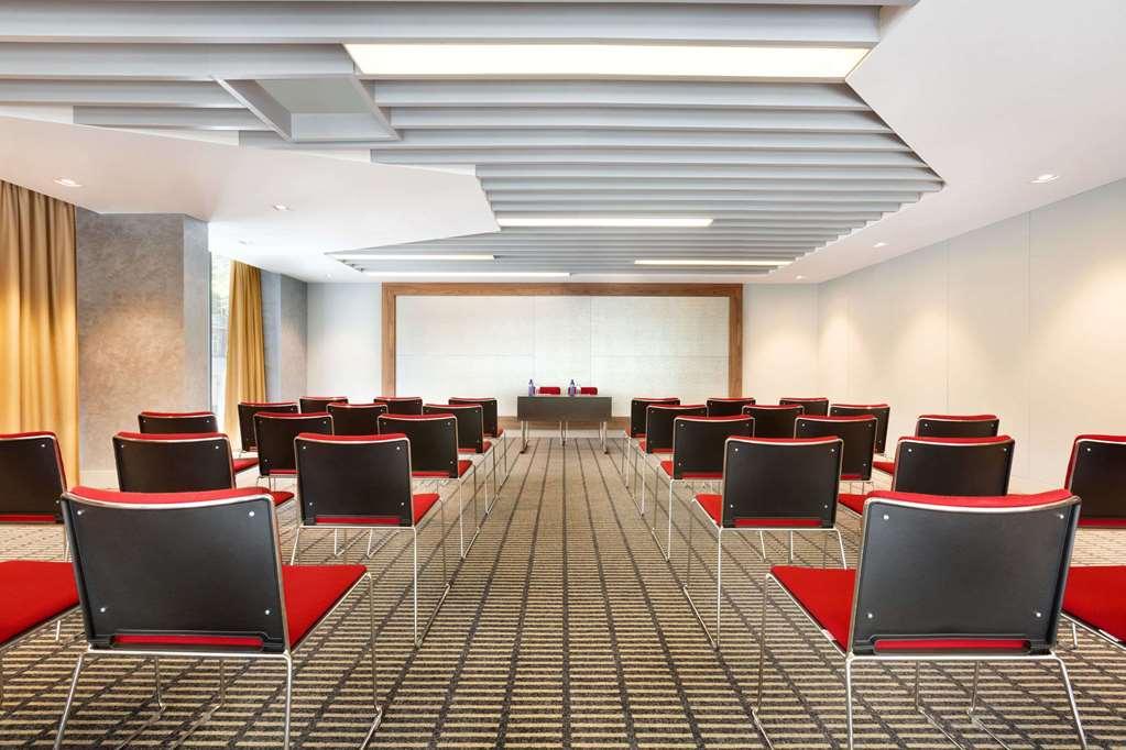 Ramada Encore Tbilisi Instalações foto
