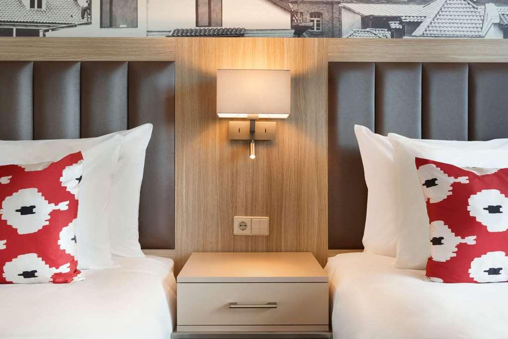 Ramada Encore Tbilisi Quarto foto