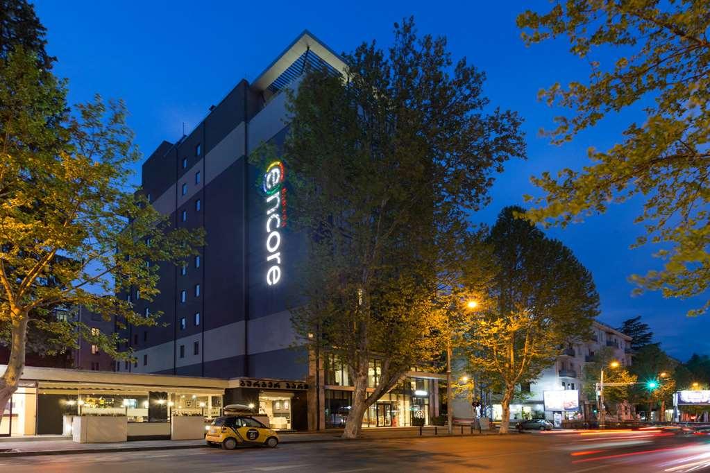 Ramada Encore Tbilisi Exterior foto